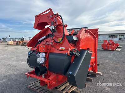 2023 Kuhn Primor 2060 M 3-Point Straw Feeder 草刈機 (Unused)