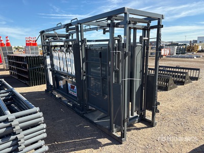 2026 RanchMaster CC002 Magnum Ranch Squeeze Chute (Unused)