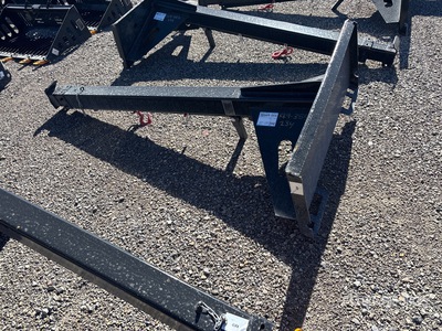 2026 GIYI GY-STB47 45 in Skid Steer Telescopic Boom ملحقات معدة الحمل الصغيرة المجنزرة المتنوعة (Unused)