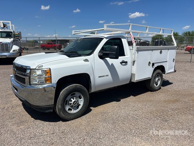 2011 Chevrolet Silverado 2500HD 4x2 Utility Truck