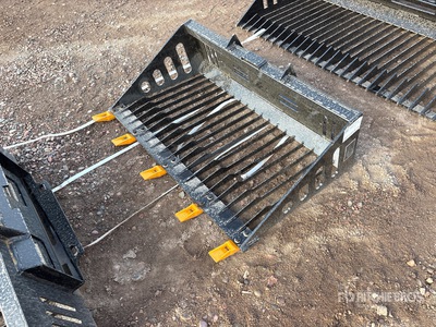 2026 GIYI GY-RB44 44 in Skeleton Mini Godet pour Skid Steer (Unused)