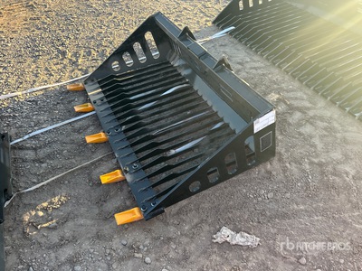 2026 GIYI GY-RB44 Skeleton Mini Skid Steer Bucket (Unused)