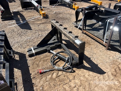 2026 GIYI GY-TP45 Skid Steer Post Puller (Unused)