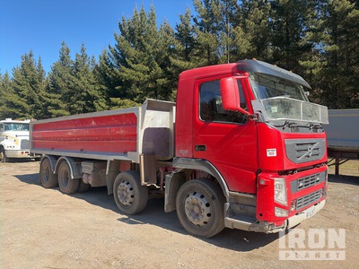 2011 Volvo FM 500 8x4 Twin-Steer Autocarro ribaltabile 2 assi