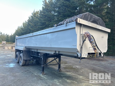 1990 Roadrunner BPS-3-CT-902 End Dump Trailer