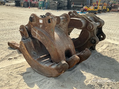 Quantity of (2) Demolition Grapple - Fits 40 ton excavators