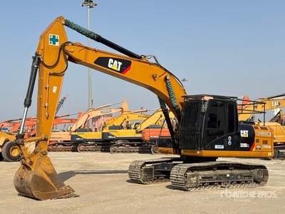 2010 Cat 320D حفارة بجنزير