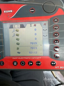 2013 Kuhn VB2190 梱包機