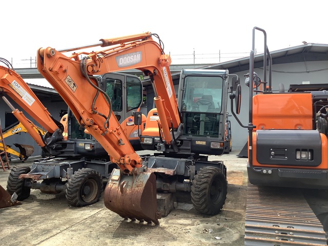 2015 Doosan DX55W Wheel Excavator (Inoperable)