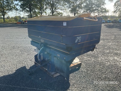 2006 Bogballe M2 Fertilizer Spreader