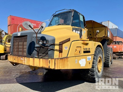 2014 Cat 740B を見 Articulated Dump Truck