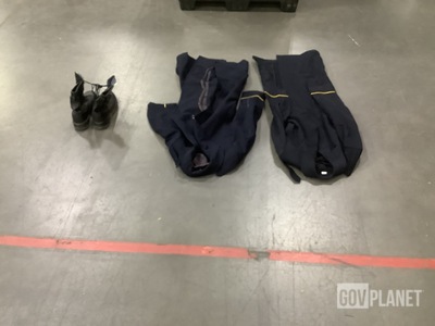 (41) Men’s Coats, (4) Men’s Overcoats, (27) Barracks Bags & Assorted Items