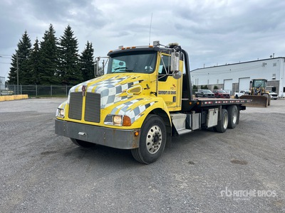 2014 Kenworth T300 6x2 Portavheiculos