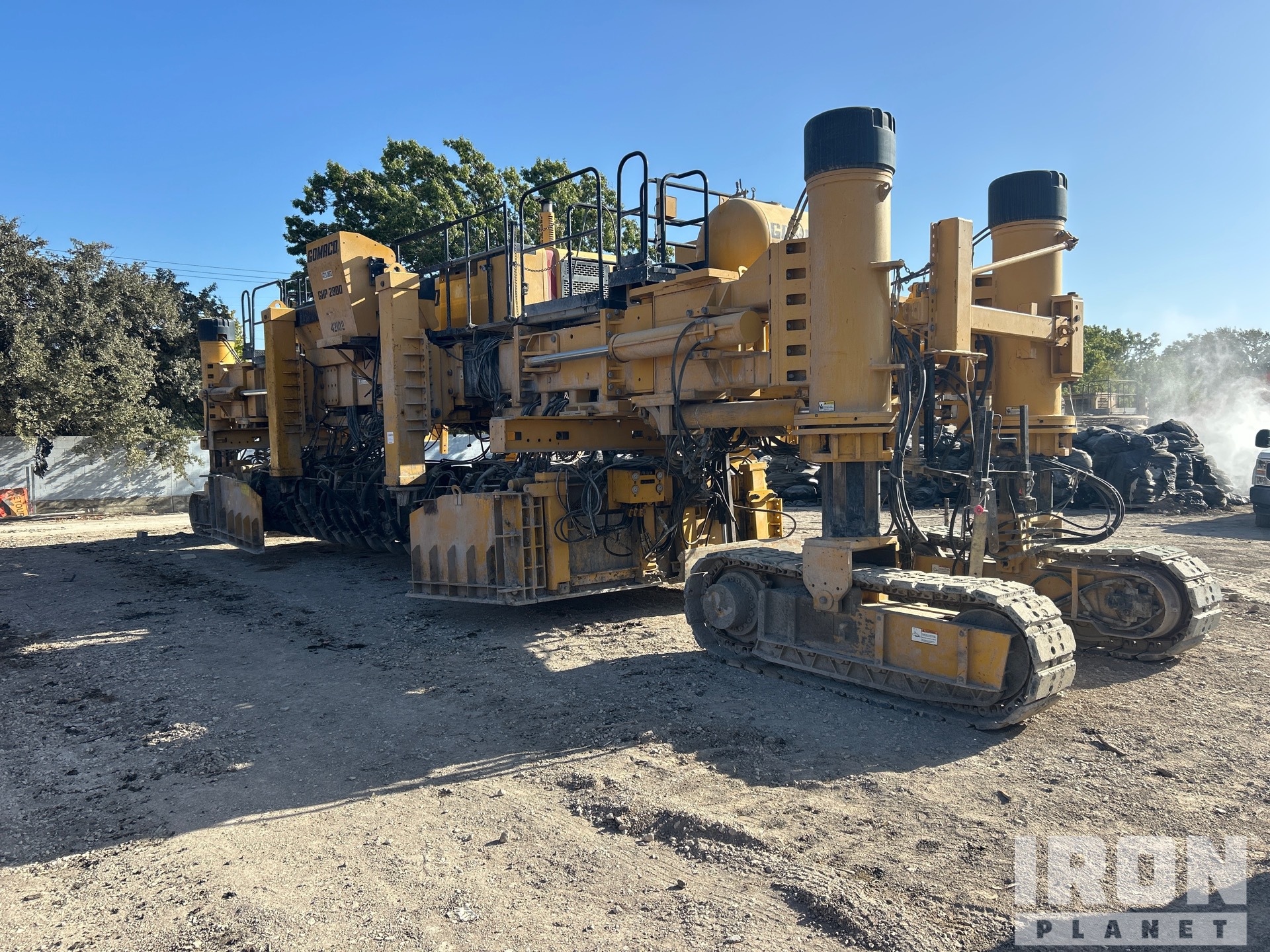 2016 Gomaco GHP-2800 Concrete Paver