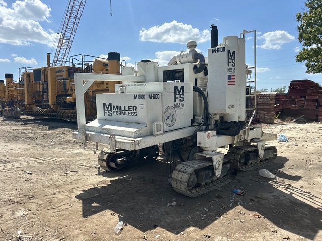 2004 Miller Formless M-8100 Slip Form Paver