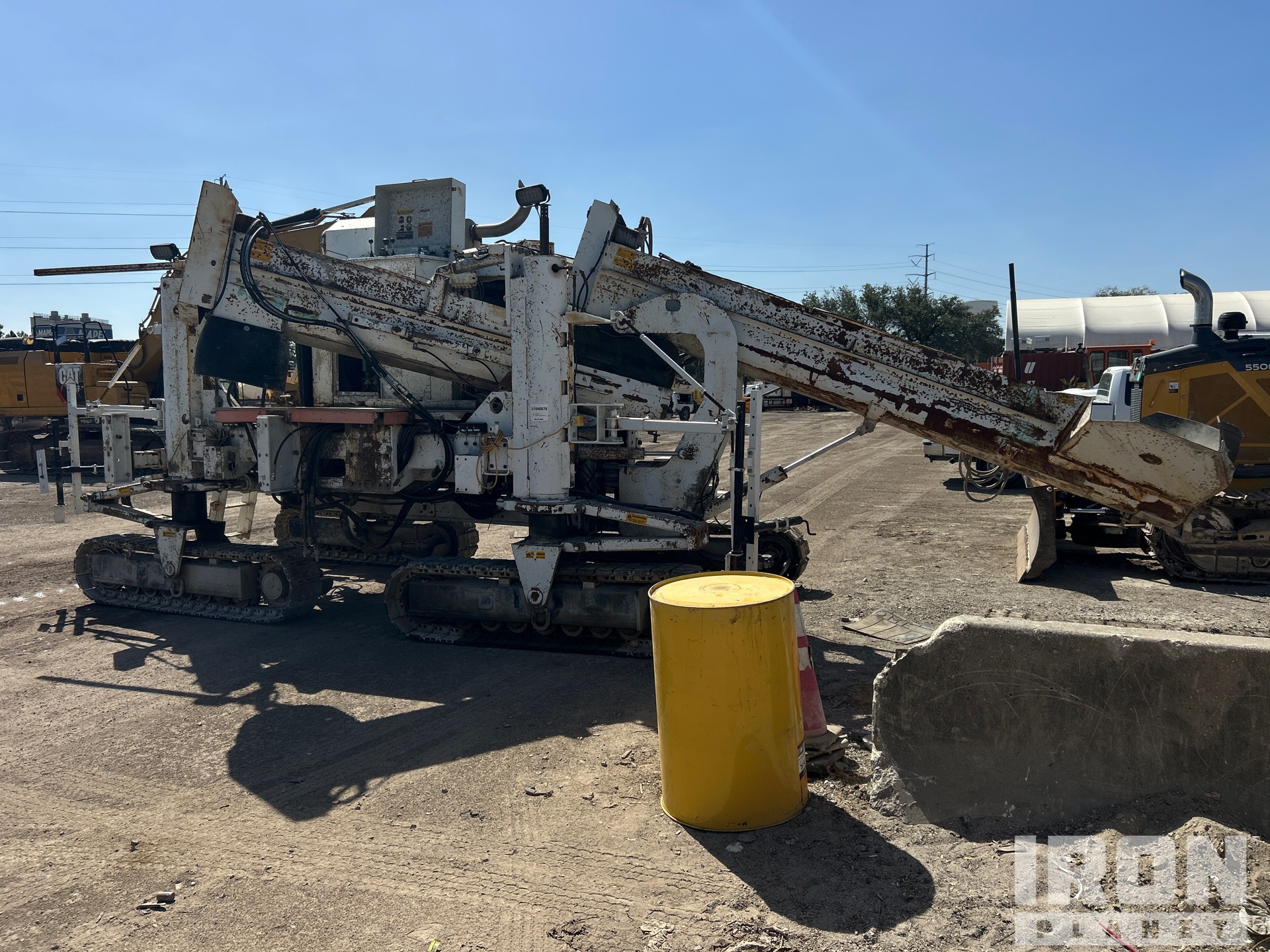 2006 Miller Formless M8800 Slip Form Paver