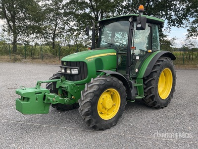 2011 John Deere 5100R 4WD-tractor