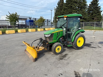 2016 John Deere 3046R 4WD Utility Tractor