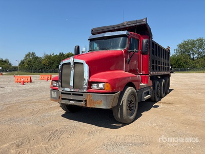 1994 Kenworth T600 8x4 を見 Dump Truck