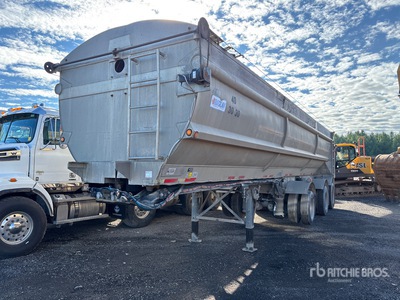 1998 Raglan 36 ft Tri/A Remolque banera