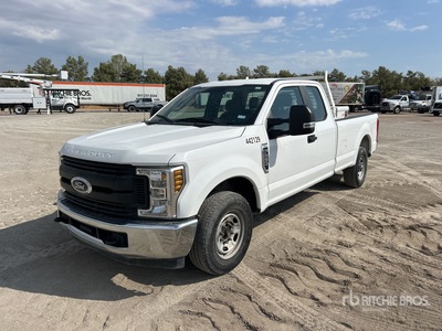 2019 Ford F-250 XL 4x2 Extended Cab Pickup