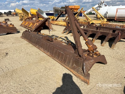 CAT 196 in Straight クローラートラクター・ドーザー - Fits Cat D6R/H