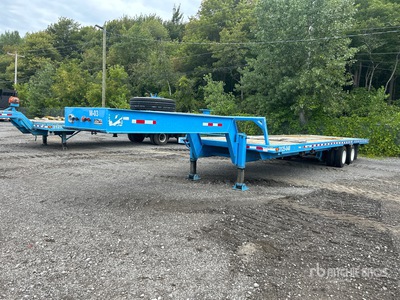 2002 Precisions Provencal 32 ft T/A Gooseneck Przyczepa płaska