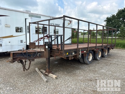 1991 JC Trailer 22 ft Tri/A Trailer utilitario
