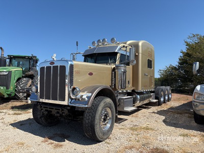 2009 Peterbilt 389 8x4 Sleeper Truck Tractor (Inoperable)