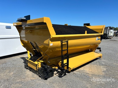 2026 Lanau 14 ft Spreader Truck Body (Unused)