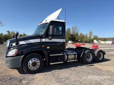 2018 Freightliner Cascadia 125 6x4 T/A Dagcabine Trekker