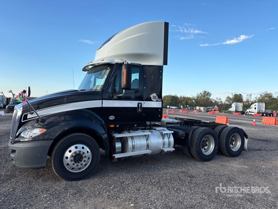 2015 International ProStar+ 122 6x4 Cabina per trattore stradale