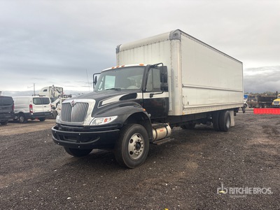 2015 International 4300 4x2 Van Truck