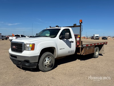 2012 GMC Sierra 3500HD 4x4 Flatbed Truck