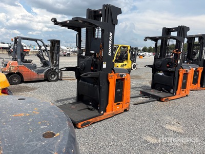 2022 Doosan BOP15S-9 800 lb Order Picker