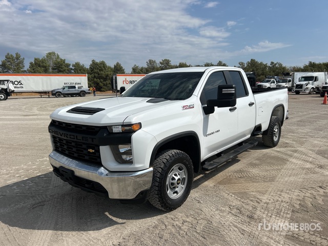 2022 Chevrolet Silverado 2500HD Z71 4x4 Extended Cab Pickup
