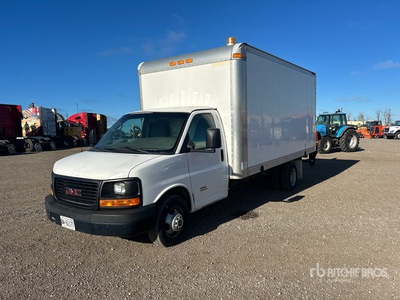 2014 GMC Savana 4500 4x2 Moving Camion fourgon