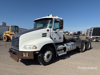 2013 Mack CXU613 6x4 Cabeza Tractora Cabina Corta