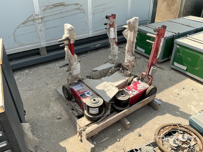 Quantity of (4) 2025 120T-2&100T-2&80T-2&50T-2 Pneumatic Floor Jack (Unused)