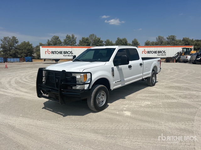 2017 Ford F-250 XL 4x4 Crew Cab Pickup