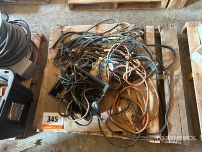 Quantity of Equipment Belts Parti varie