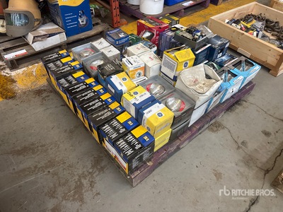 Quantity of Assorted Lights & Lamps (Unused)