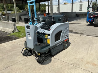Sweepers / Scrubbers