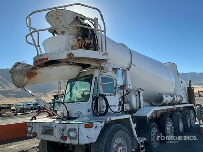 2016 Oshkosh S-2146 14x6 Front Discharge Mixer Truck