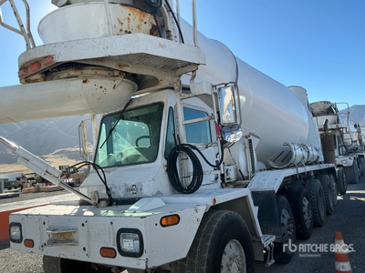 2016 Oshkosh S-2146 14x6 Front Discharge Mixer Truck