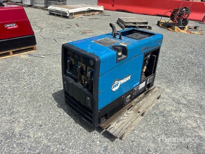 2006 Miller Bobcat 225 225 A Skid-Mounted Multi-Process Electric Welder
