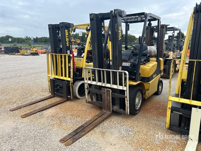 2020 Yale GLP050MXNEAE086 5000 lb Pneumatic Tire Wózek widłowy