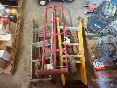 Quantity of Ladders and Dolly