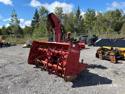 Normand N102-342 HTR 8 ft 3 in Rear Mounted Hydraulic Schneefräse - Fits Tractor