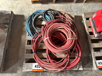 Quantity of (4) Air Hose